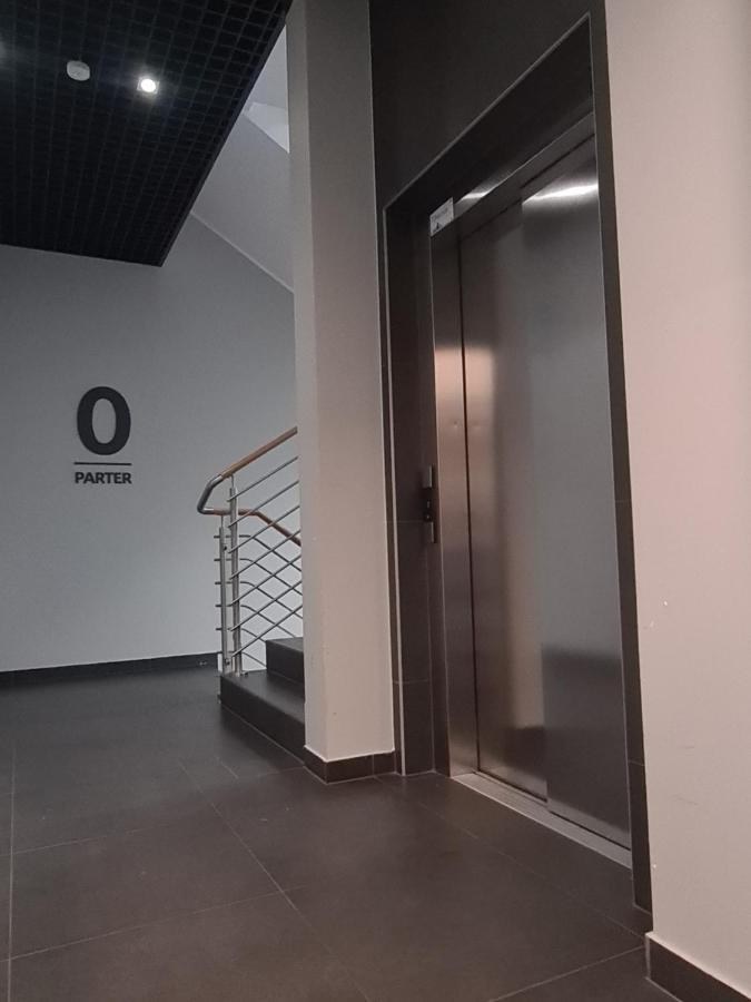 Mostowa 23 Bruno Apartment, Self Check-In 24H, Free Parking, Air-Conditioning Poznan Exterior photo
