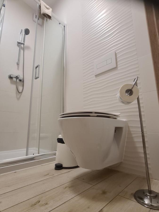 Mostowa 23 Bruno Apartment, Self Check-In 24H, Free Parking, Air-Conditioning Poznan Exterior photo